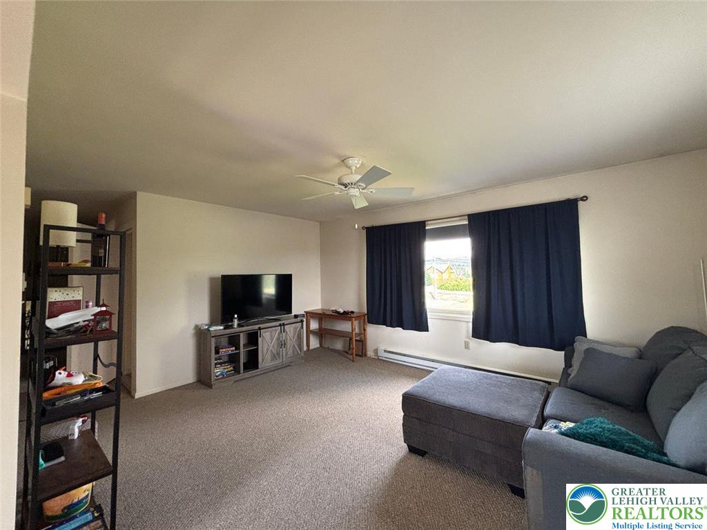 1092 Pohopoco Drive 2