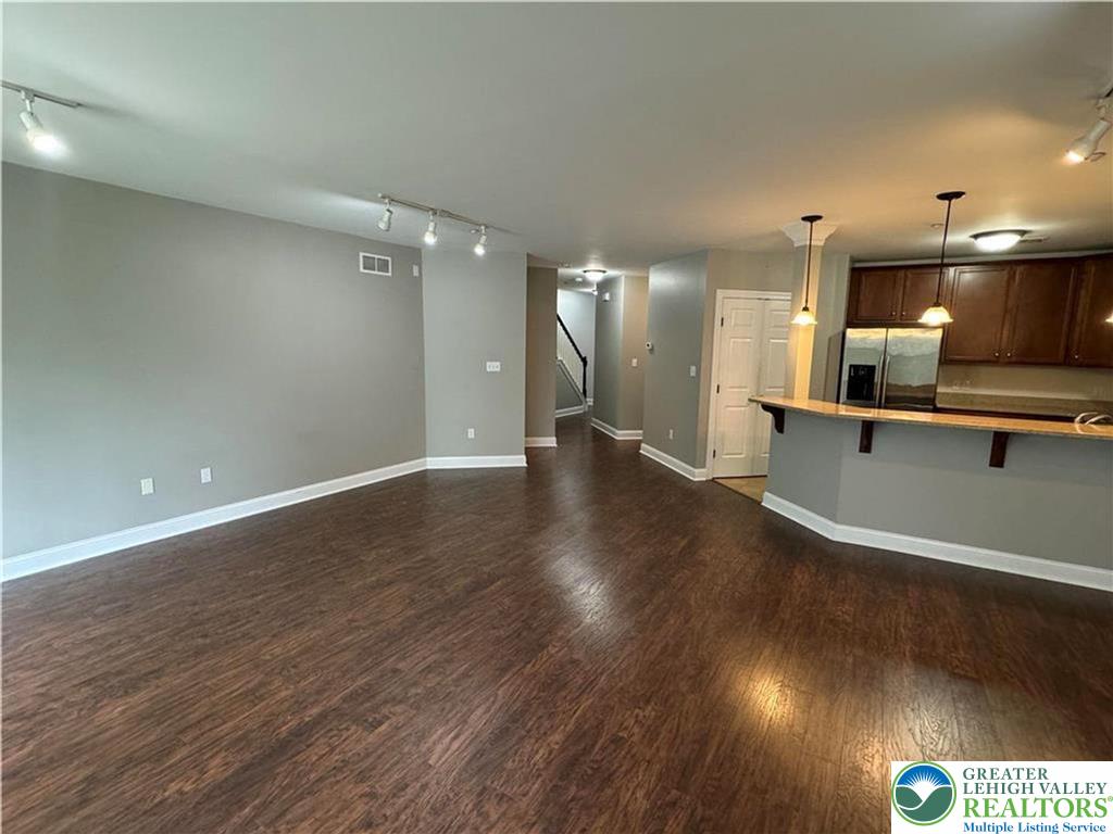 1169 Meadow Lark