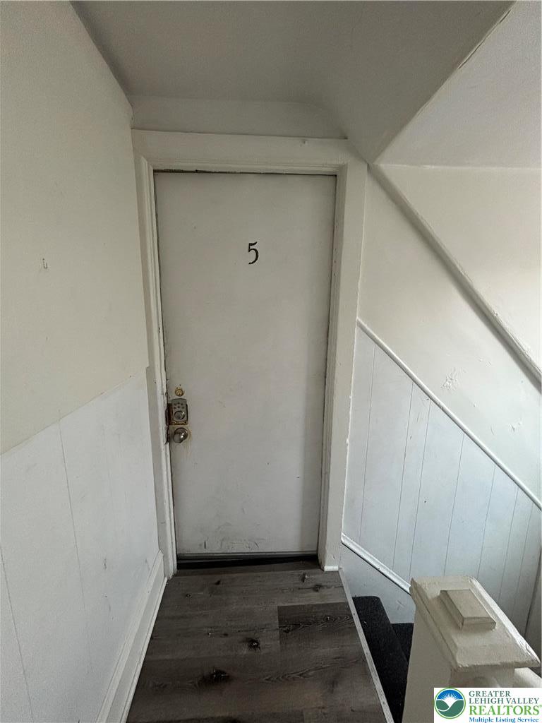 113 North 8th 5