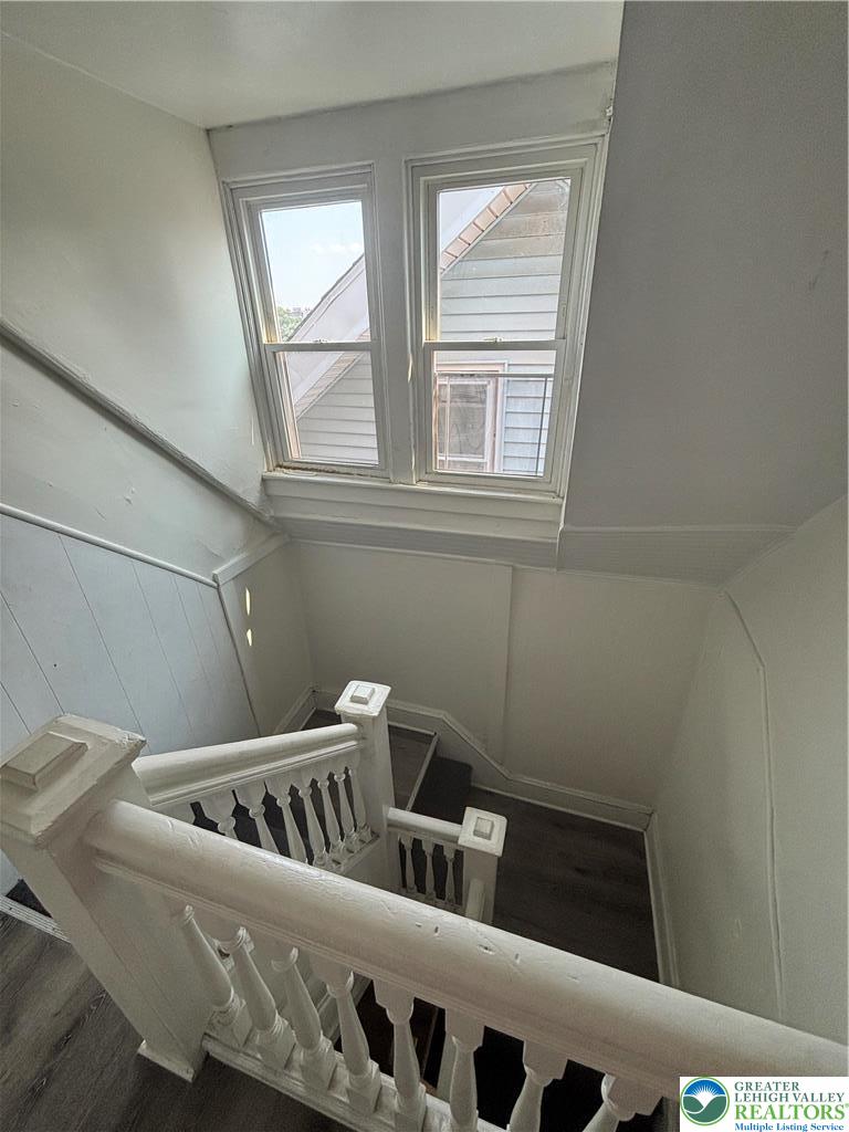 113 North 8th 5