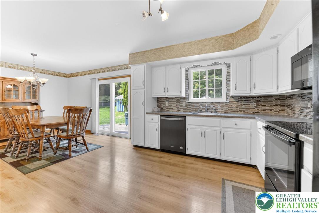 2737 Tamlynn Lane