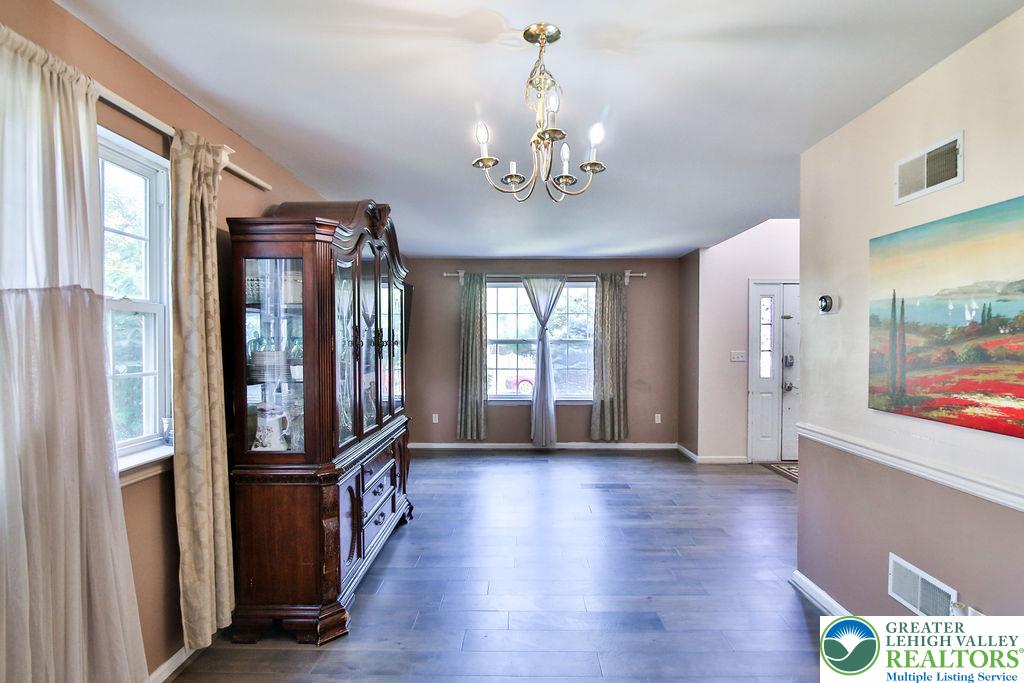 302 Vista Drive