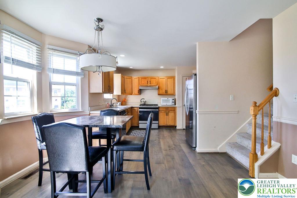 302 Vista Drive