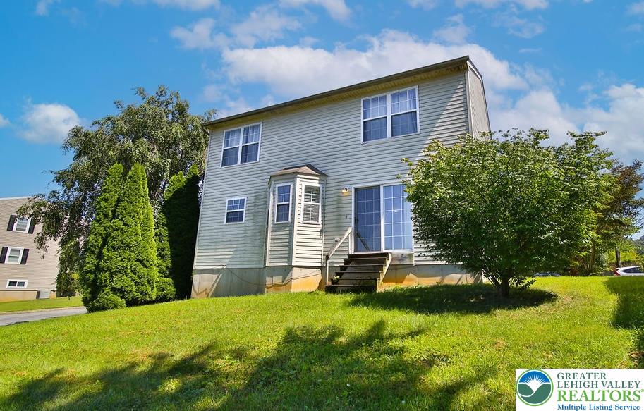 302 Vista Drive