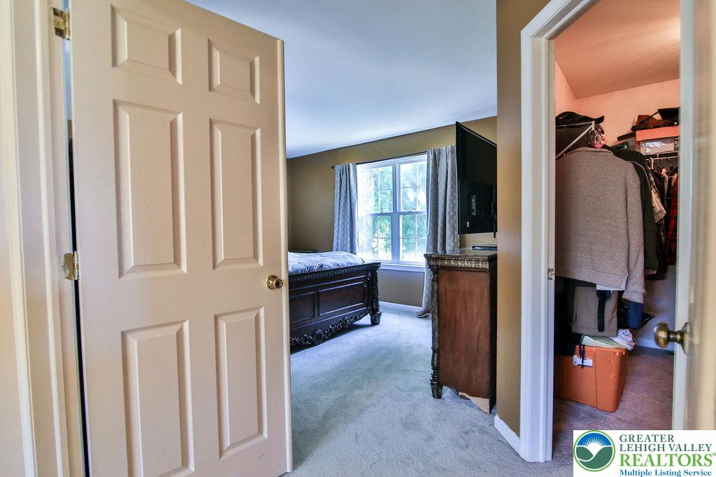 302 Vista Drive