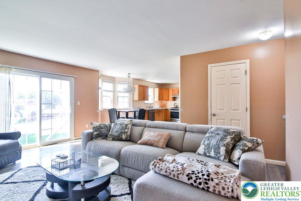 302 Vista Drive