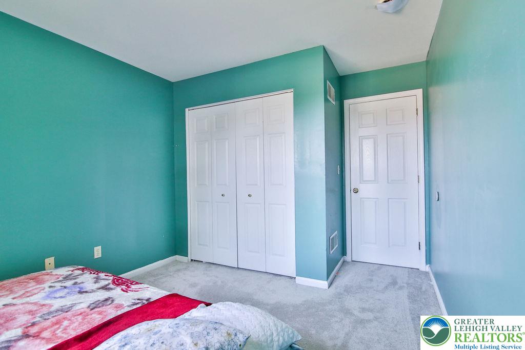 302 Vista Drive
