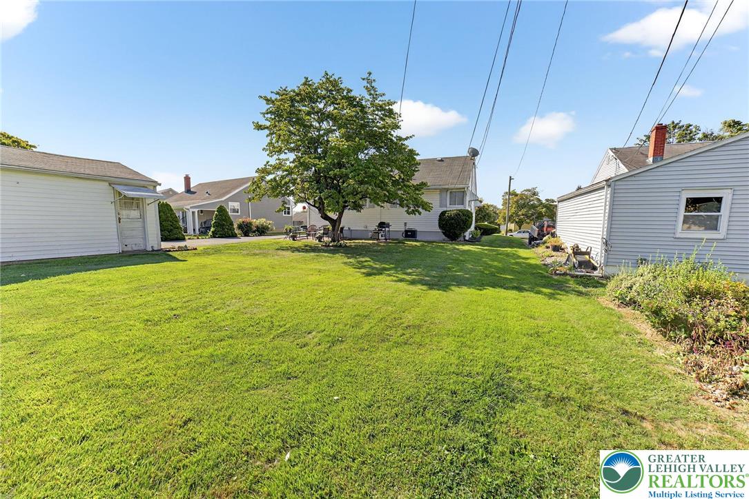 1546 Eastwood Drive