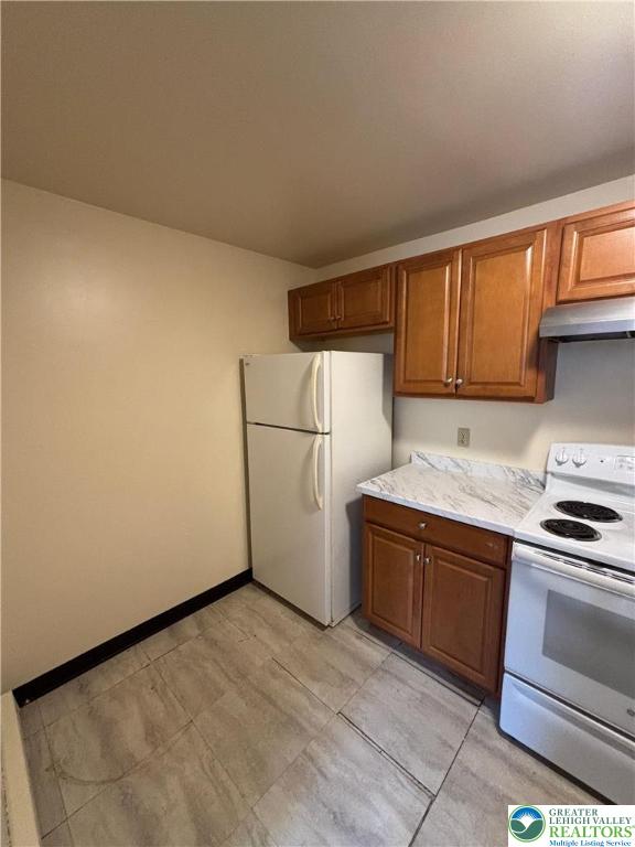715 East 7th 201