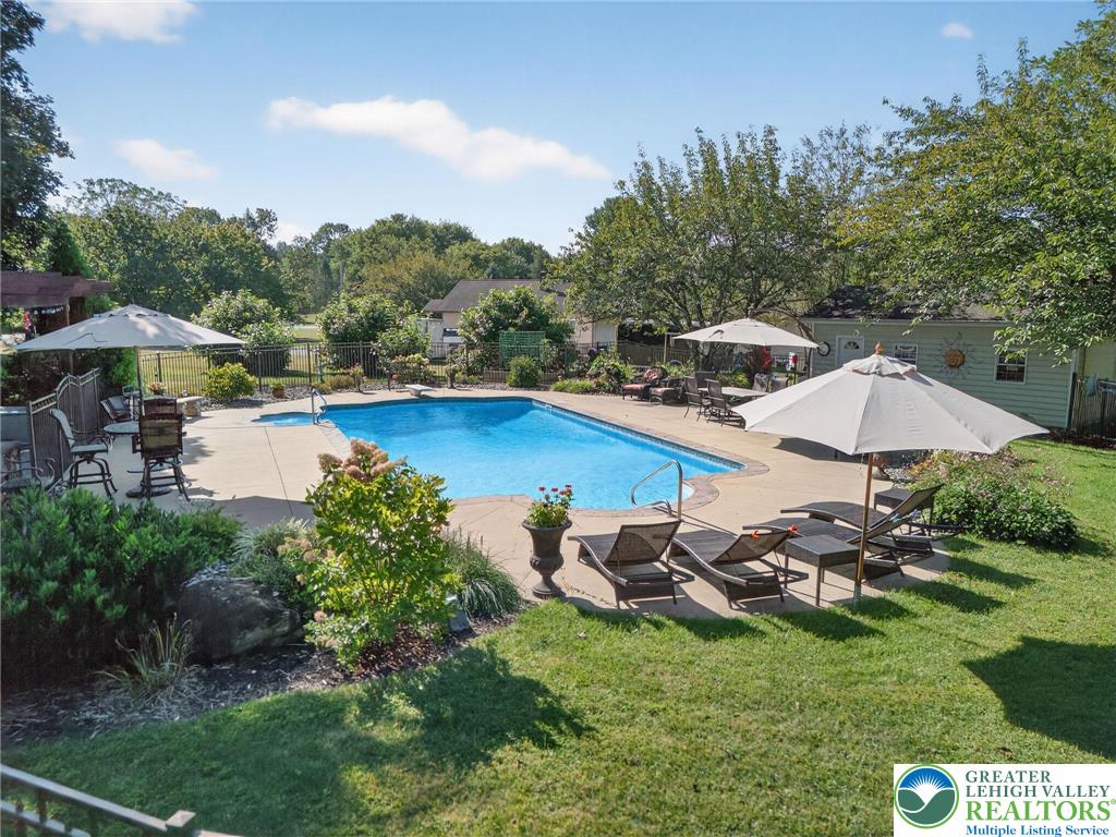 2525 Fox Road