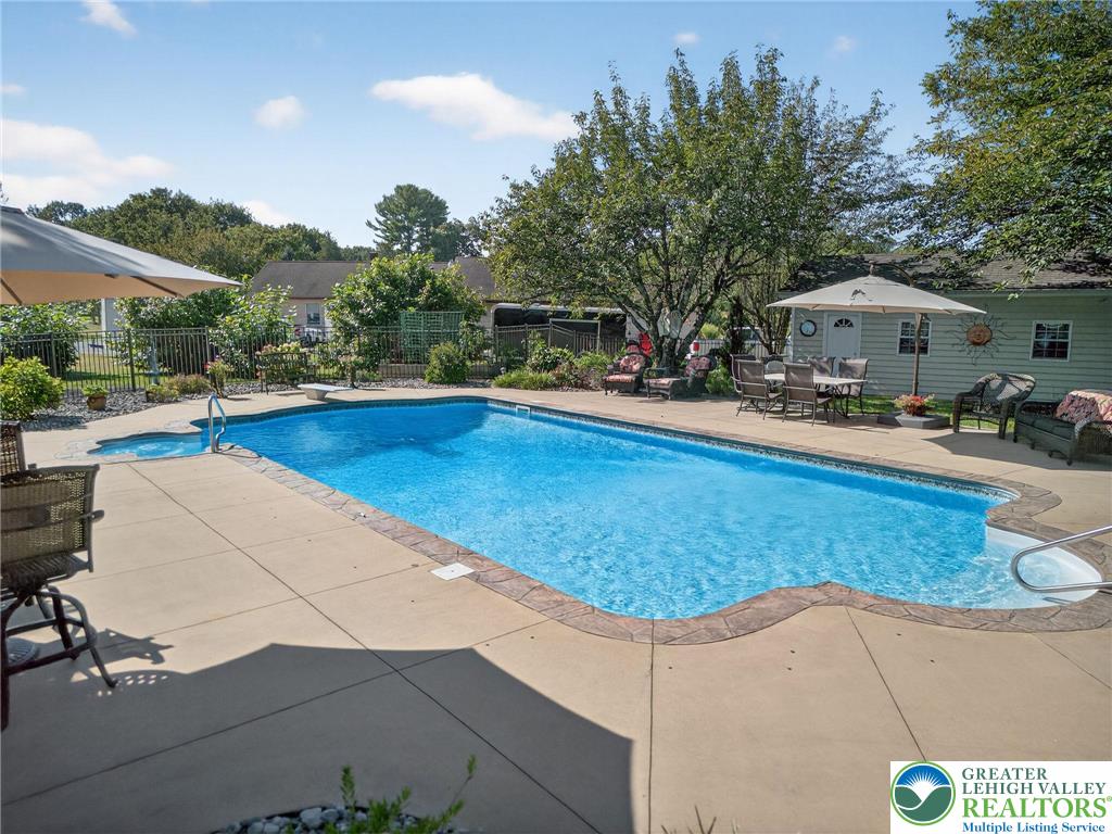 2525 Fox Road