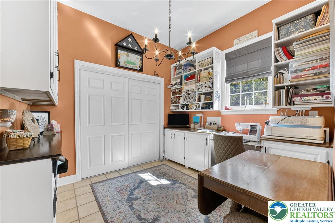 2525 Fox Road