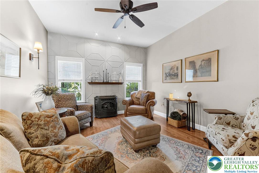 2525 Fox Road