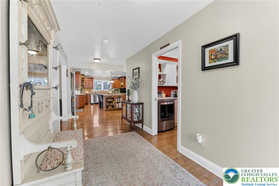 2525 Fox Road