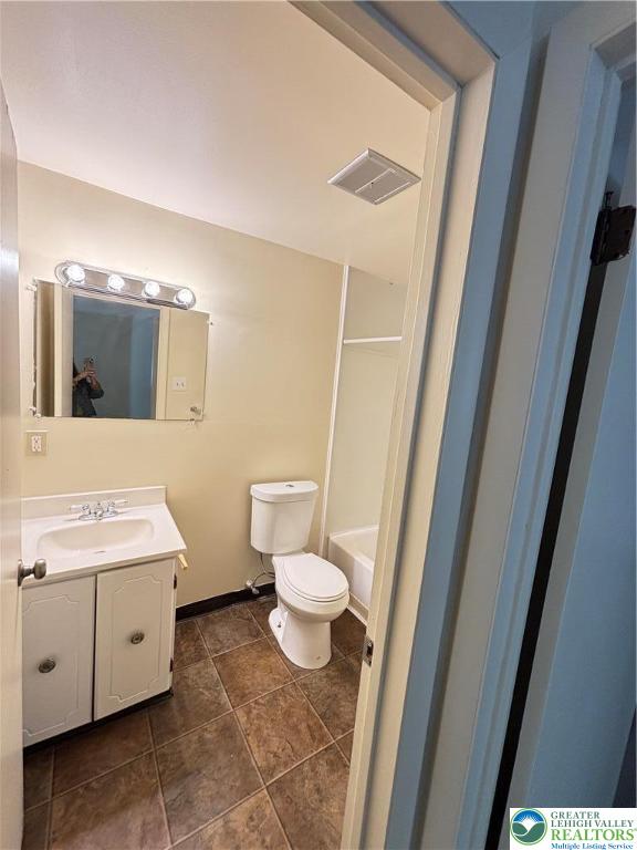 715 East 7th Street 101