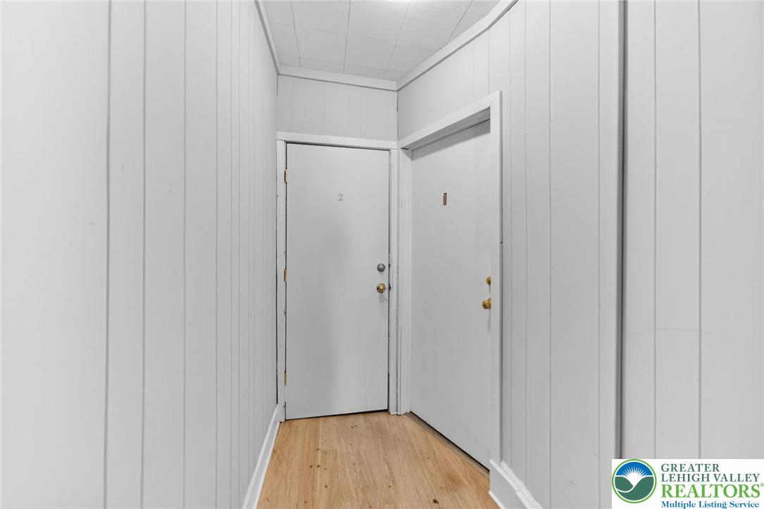 932 Walnut Street