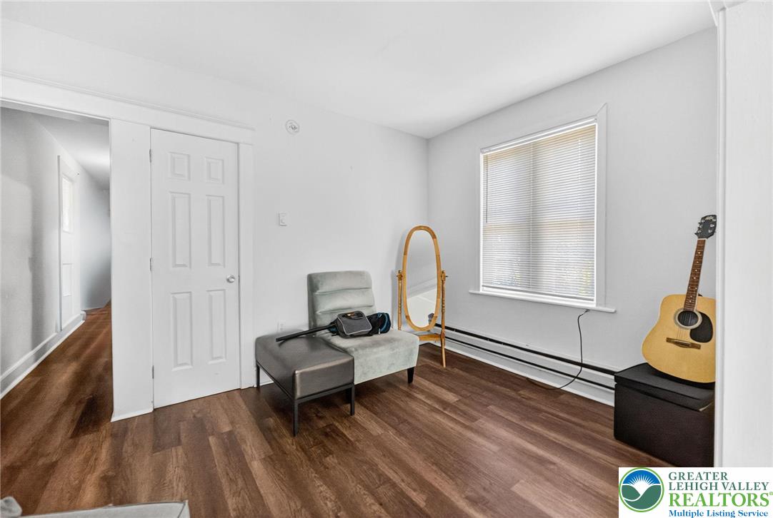 932 Walnut Street