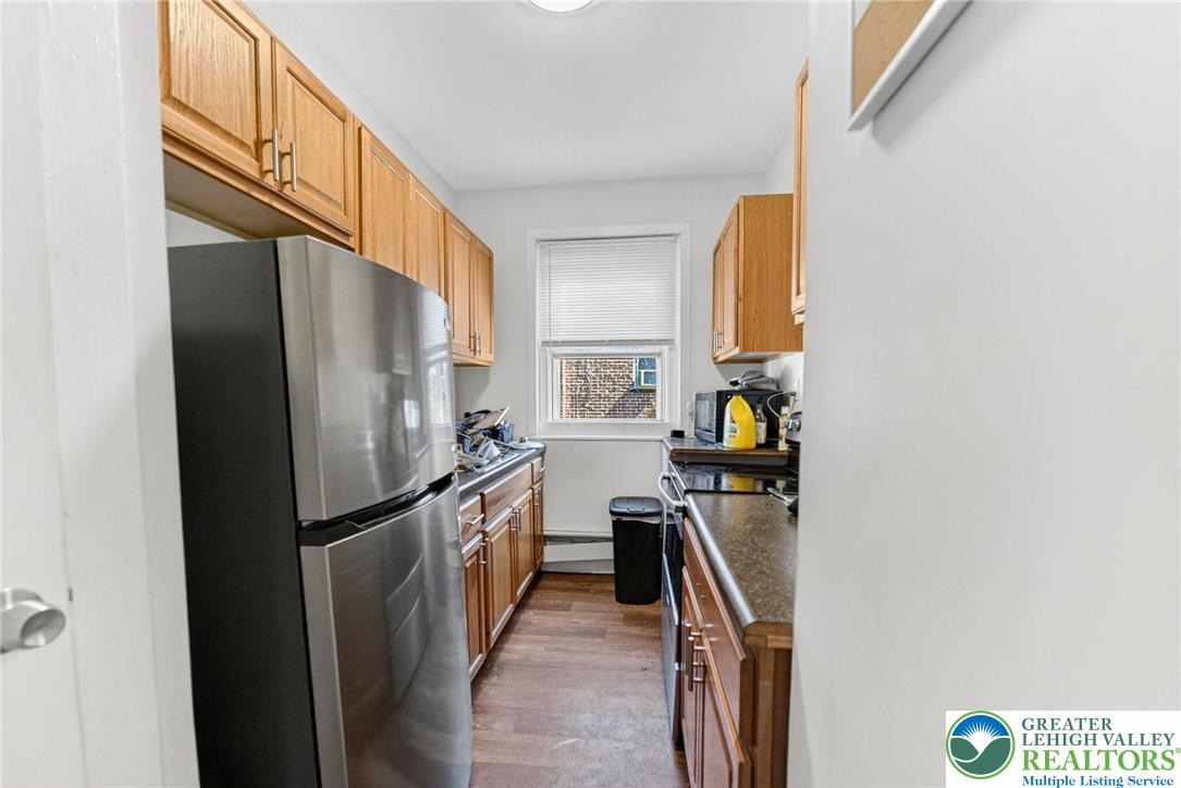 932 Walnut Street