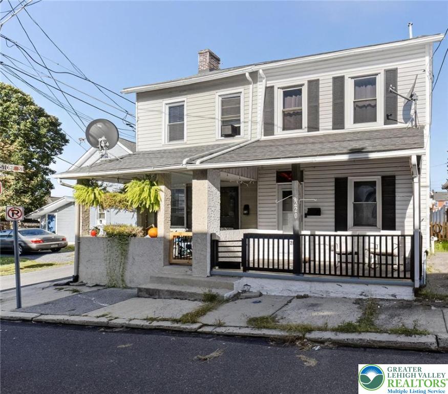 220 Mulberry Street
