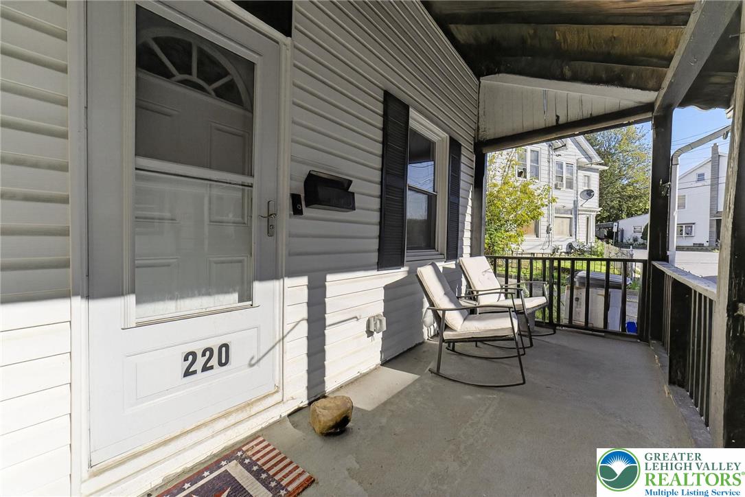 220 Mulberry Street