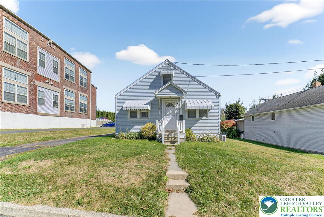 216 Mulberry Street