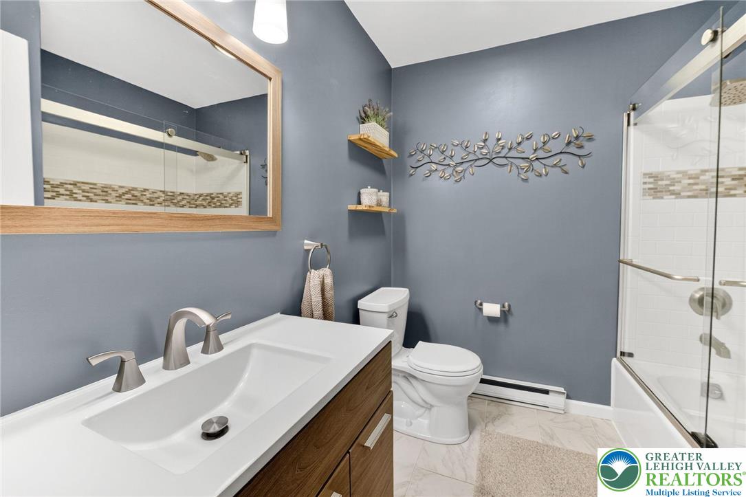 3846 Hillside Drive
