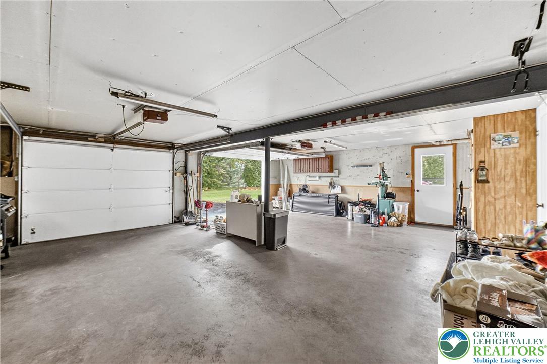 3846 Hillside Drive