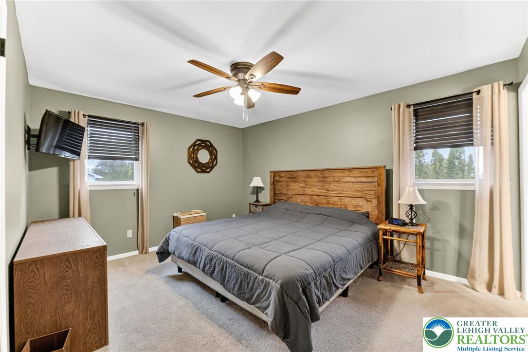 3846 Hillside Drive
