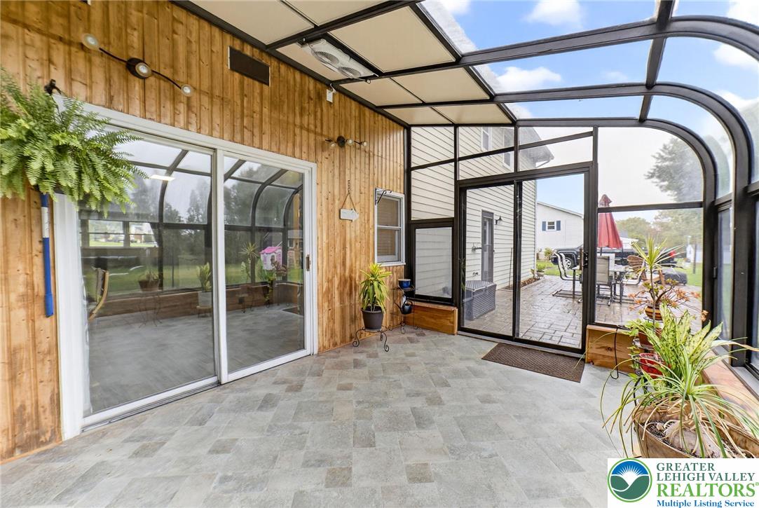 3846 Hillside Drive
