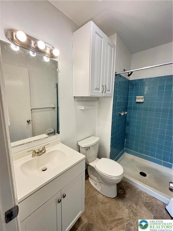 1708 Redwood Court