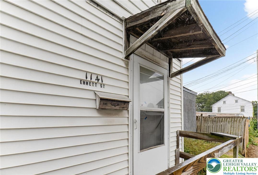 1141 Emmett Street