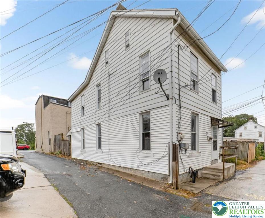 1141 Emmett Street