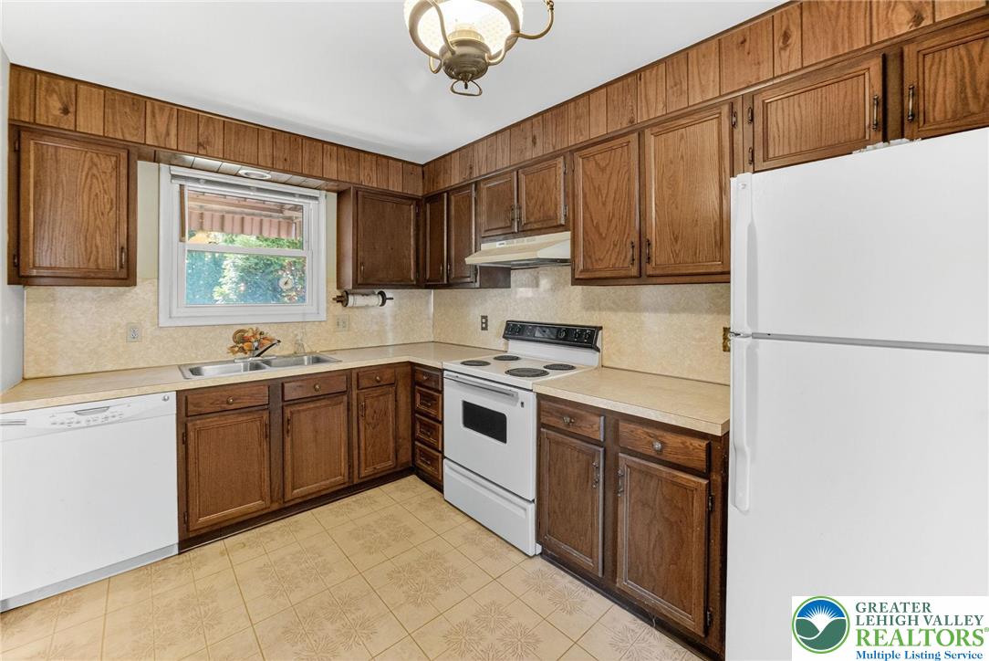 3444 Nazareth Road