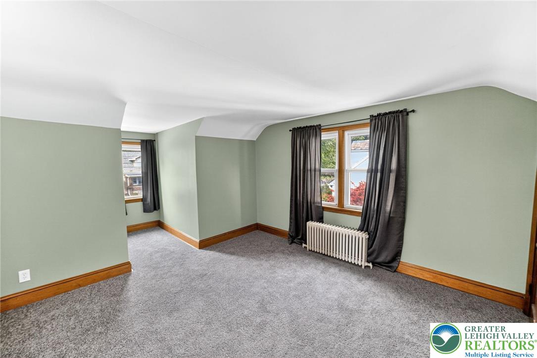 231 North Lehigh Avenue