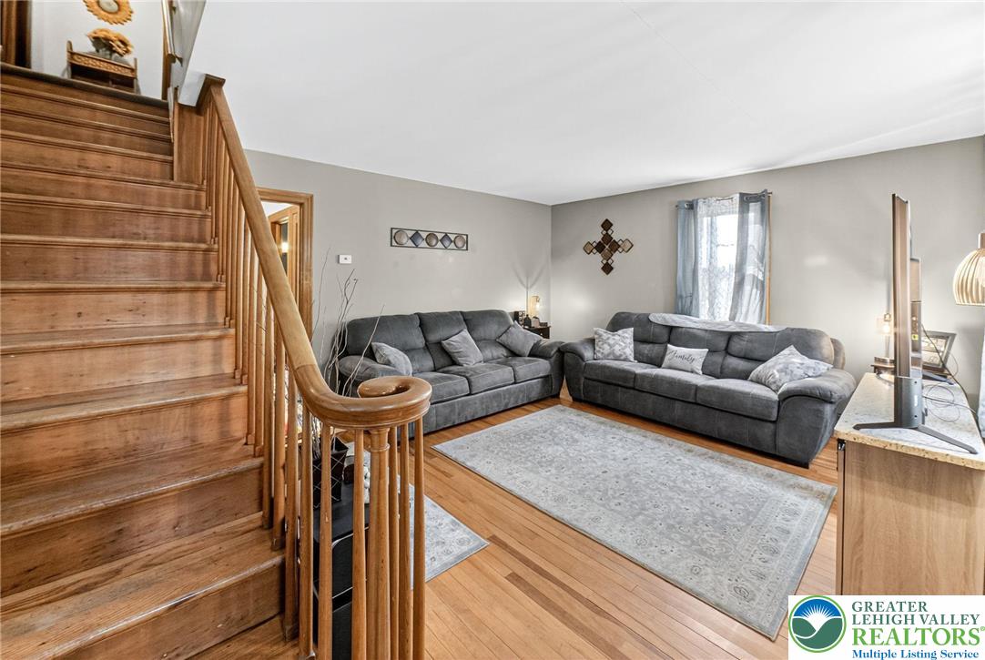 231 North Lehigh Avenue
