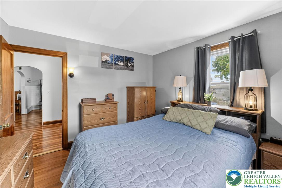 231 North Lehigh Avenue