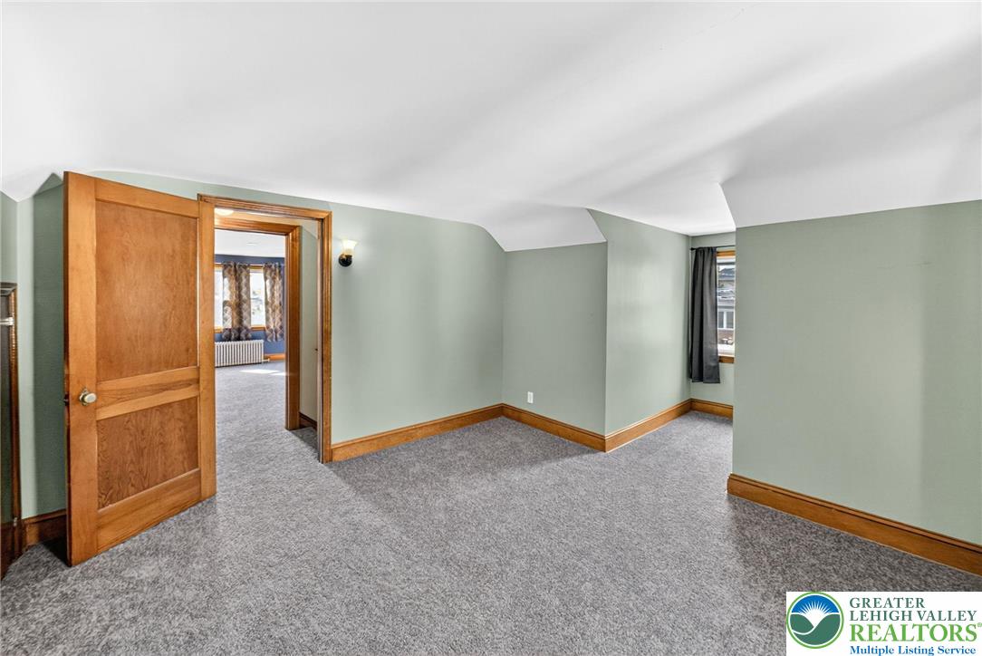 231 North Lehigh Avenue