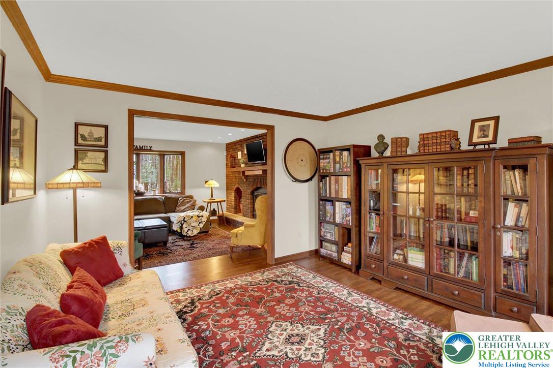 426 Joanne Court