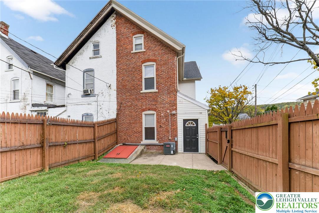 628 Cherokee Street