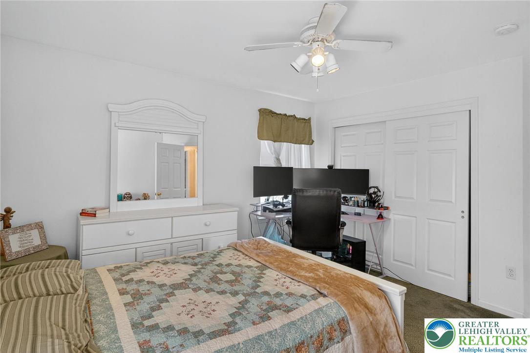 3905 Evergreen Drive