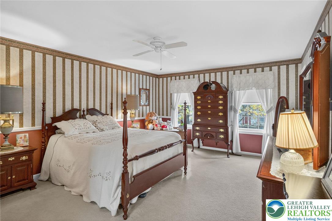 3905 Evergreen Drive