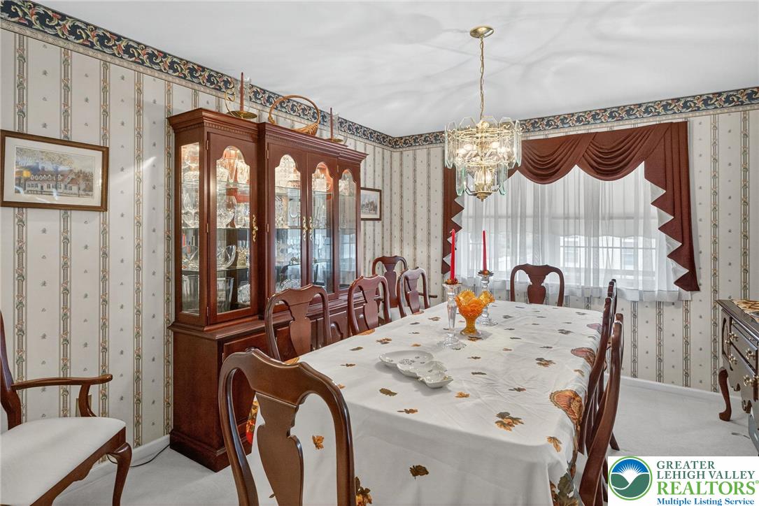 3905 Evergreen Drive