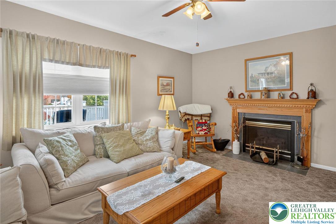 3905 Evergreen Drive