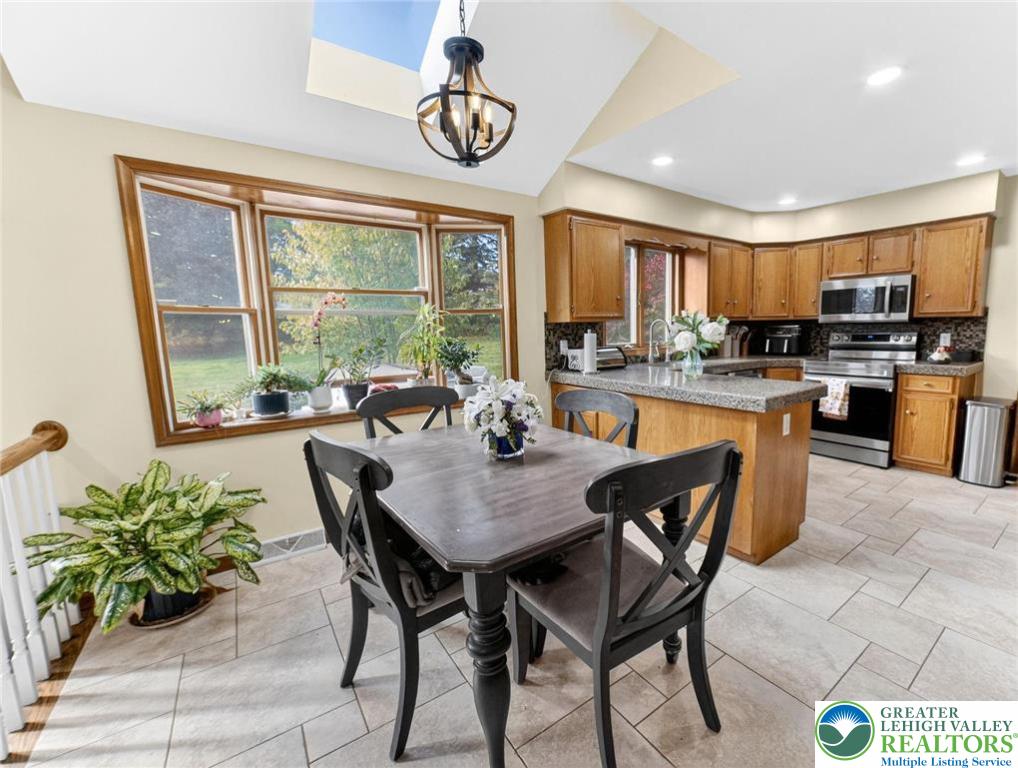 3746 Apple Road