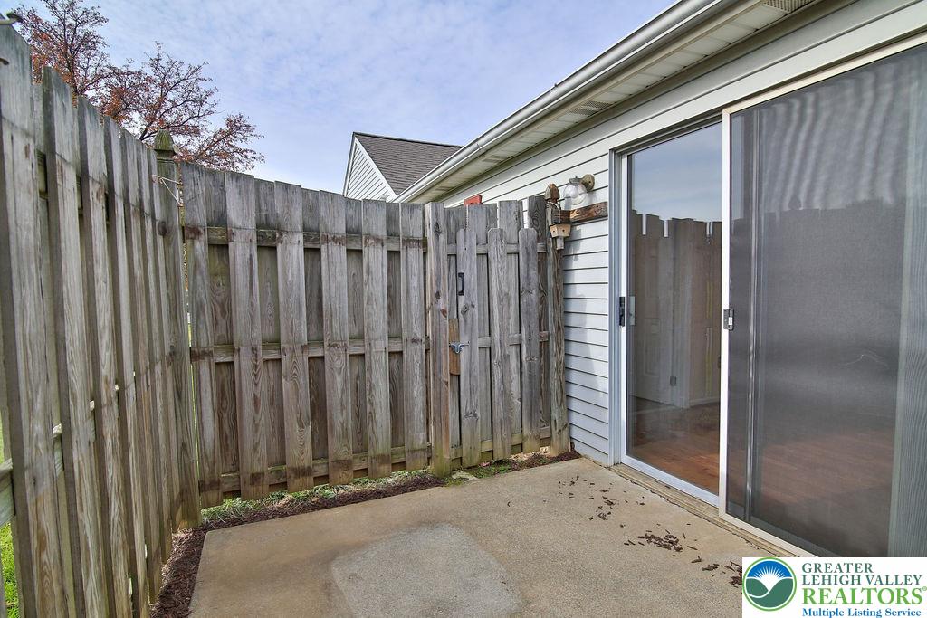 3 Fort Lee Court