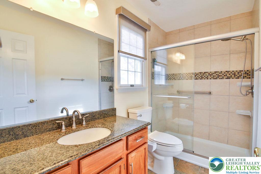 3 Fort Lee Court