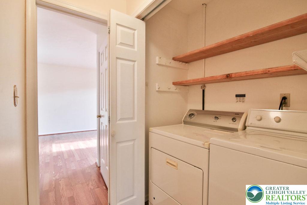3 Fort Lee Court