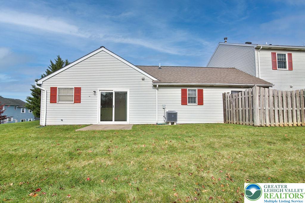 3 Fort Lee Court