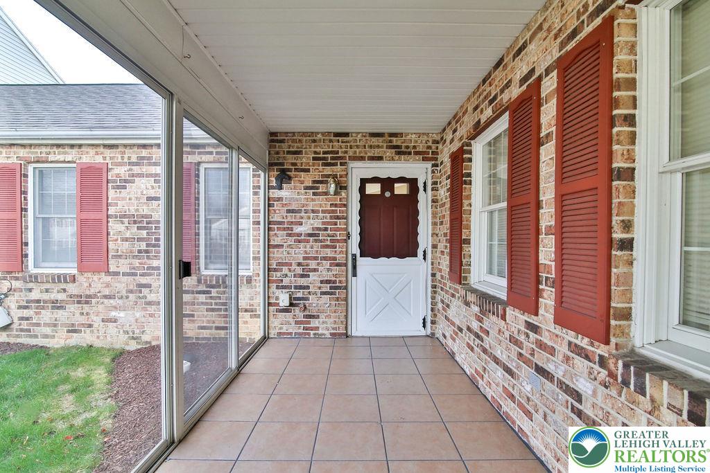 3 Fort Lee Court