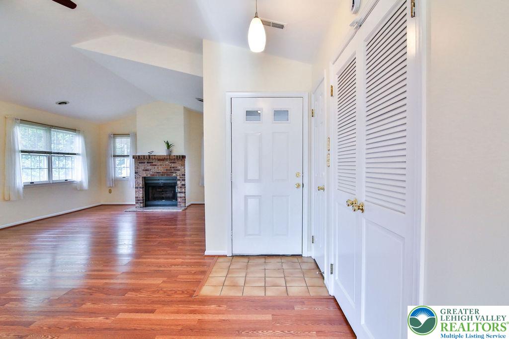 3 Fort Lee Court